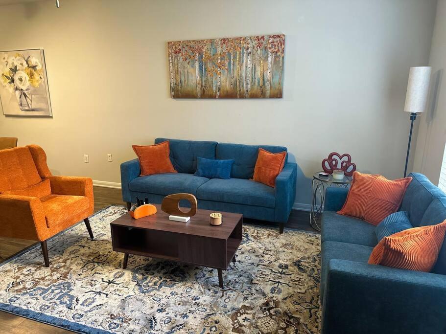 Devine Livings At Hermann Park Appartement Houston Buitenkant foto