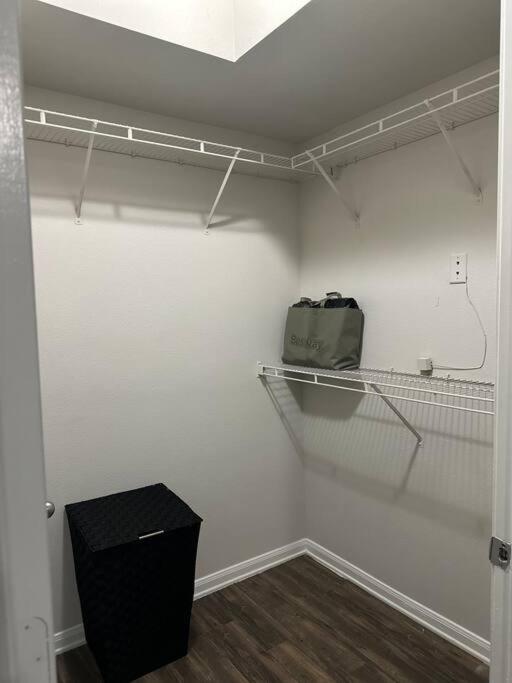Devine Livings At Hermann Park Appartement Houston Buitenkant foto
